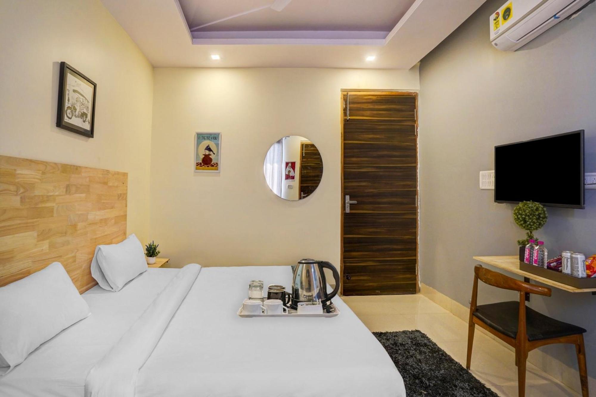 Townhouse Jagatpura & Pratapnagar Hotell Siroli Eksteriør bilde