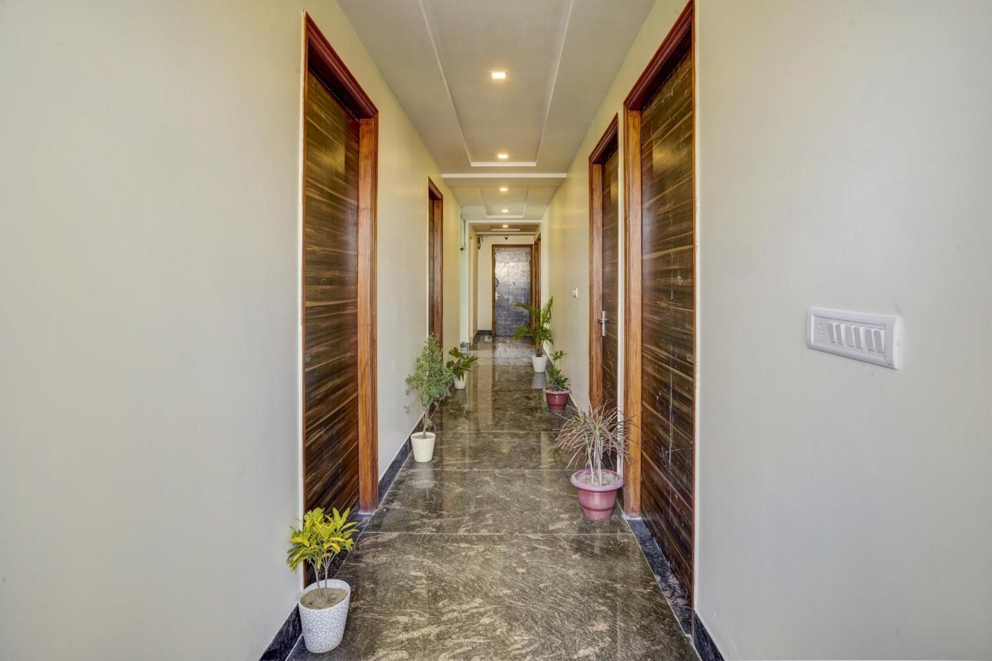 Townhouse Jagatpura & Pratapnagar Hotell Siroli Eksteriør bilde